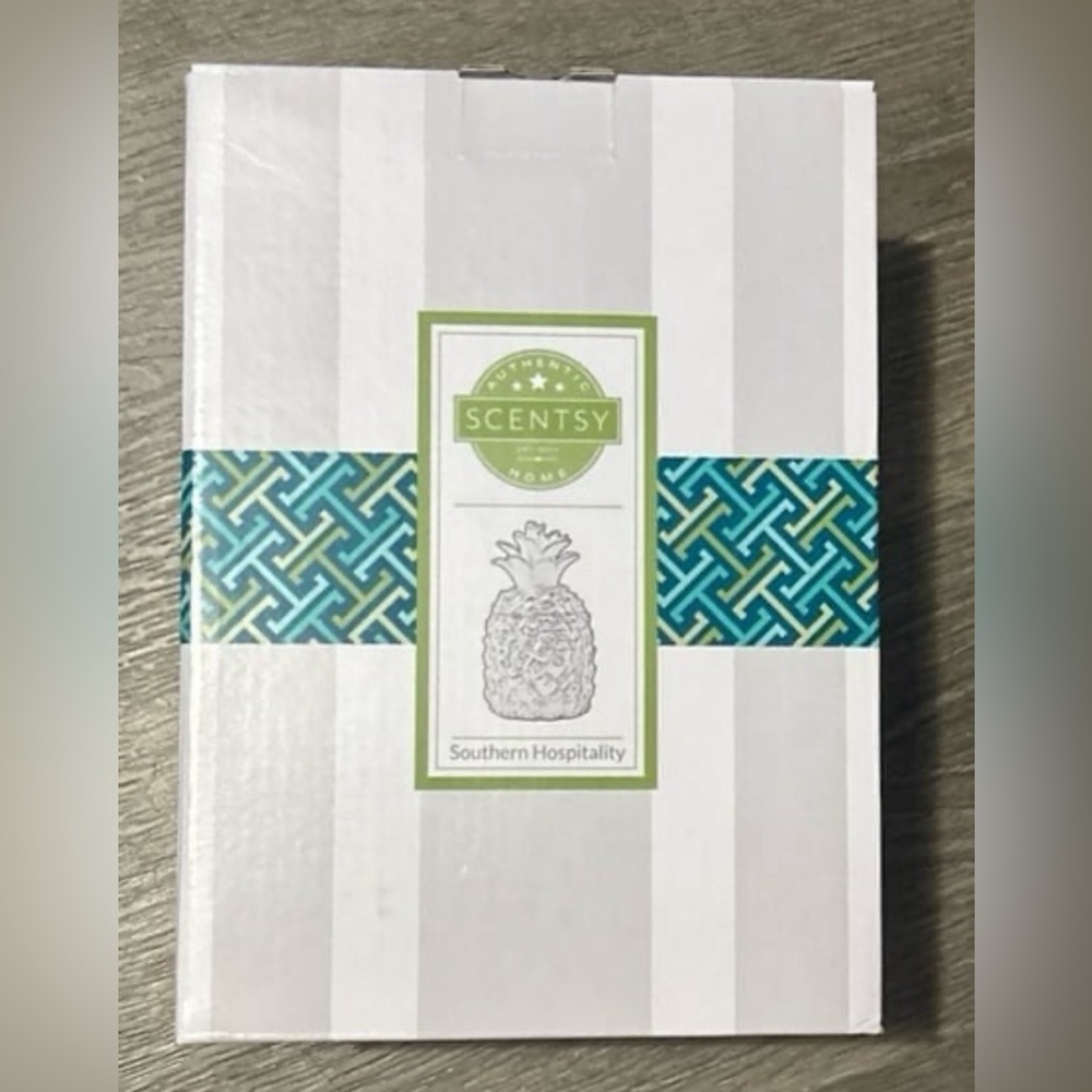 Scentsy warmer - Southern Hospitality NIB